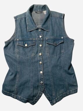 Vintage Expressions Light Blue Denim Vest with White Stitching Size M